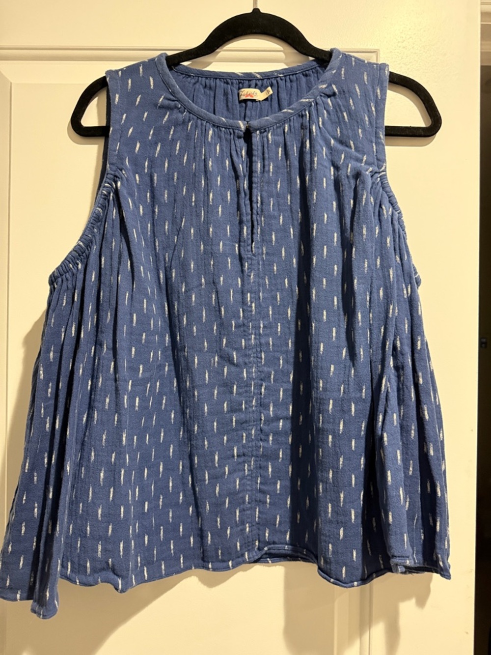 Faherty Women's Blue Patterned Sleevless Linen Top